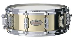 Pearl RFB1450, (14" x 5.0"), Reference Lilletromme, Brass 3.0mm Kedel
MasterCast reifer